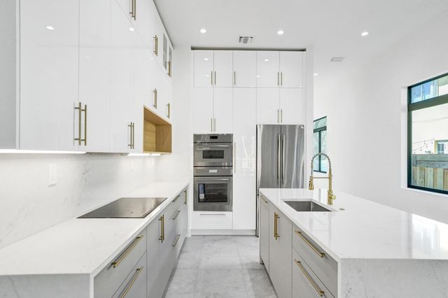 602 SW 7th Avenue, Fort Lauderdale, FL 33315