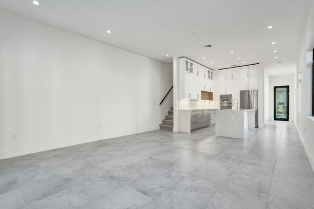 602 SW 7th Avenue, Fort Lauderdale, FL 33315