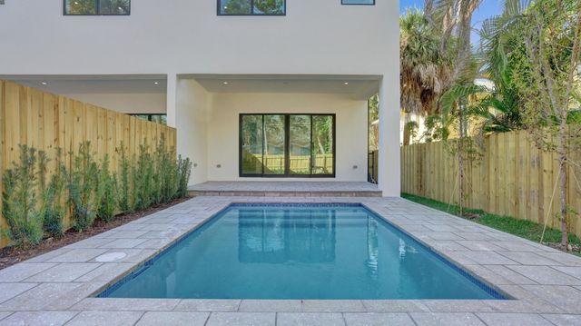 602 SW 7th Avenue, Fort Lauderdale, FL 33315