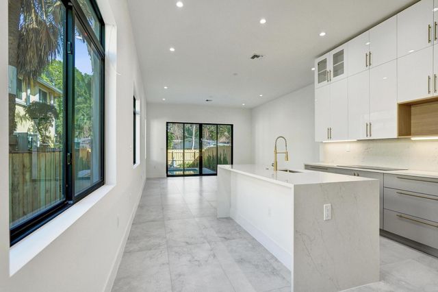 602 SW 7th Avenue, Fort Lauderdale, FL 33315