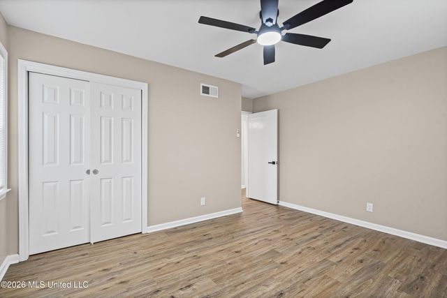 1500 Vicksburg Drive, Southaven, MS 38671