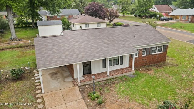 1500 Vicksburg Drive, Southaven, MS 38671