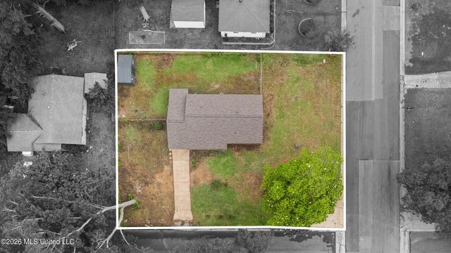 1500 Vicksburg Drive, Southaven, MS 38671