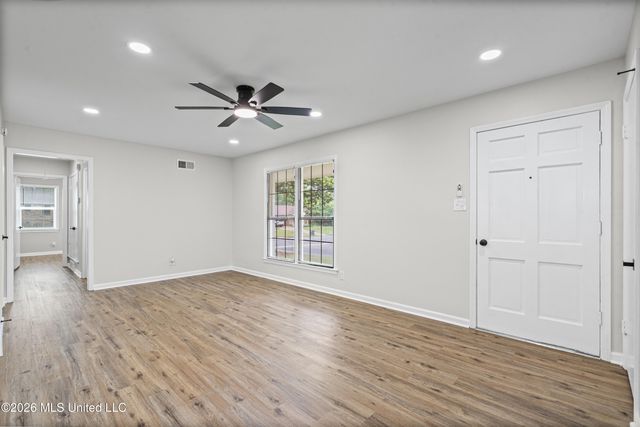 1500 Vicksburg Drive, Southaven, MS 38671