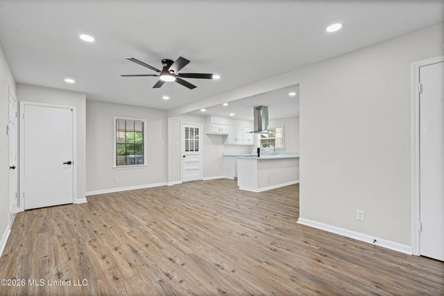 1500 Vicksburg Drive, Southaven, MS 38671
