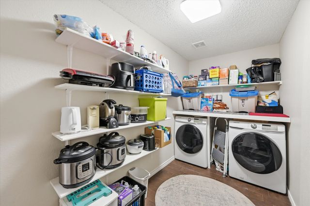 5629 Meadows Way, North Richland Hills, TX 76180