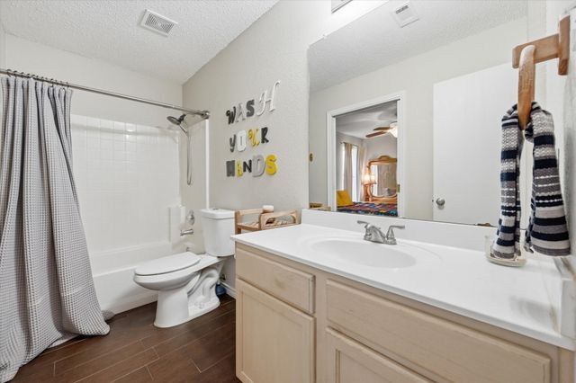 5629 Meadows Way, North Richland Hills, TX 76180