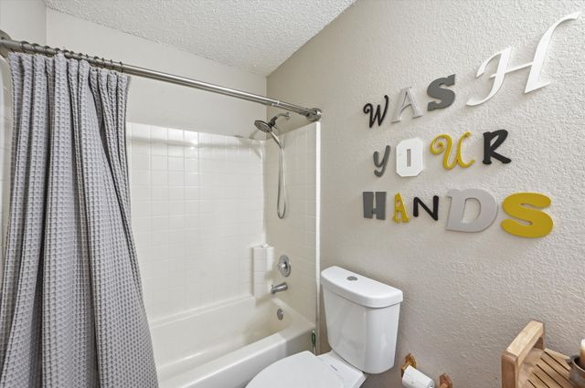 5629 Meadows Way, North Richland Hills, TX 76180