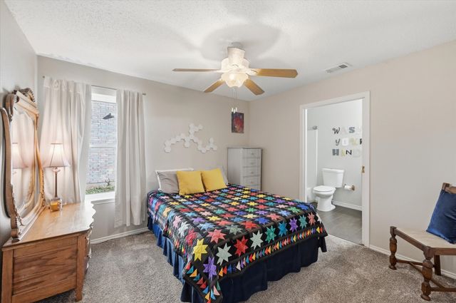 5629 Meadows Way, North Richland Hills, TX 76180