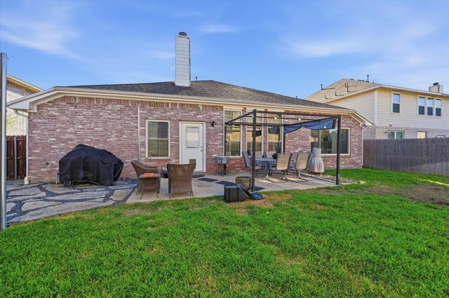 5629 Meadows Way, North Richland Hills, TX 76180