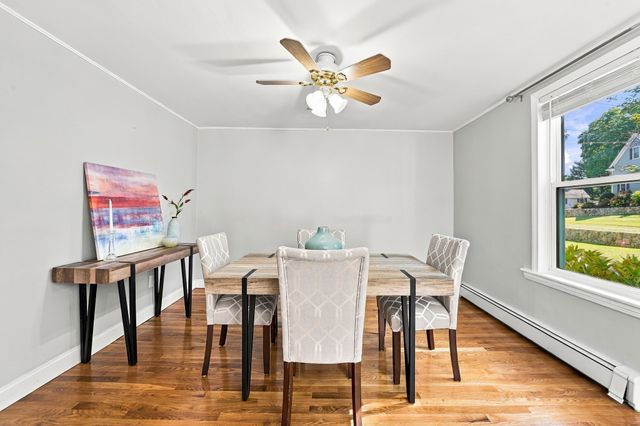 8 Rangeway, Lexington, MA 02420