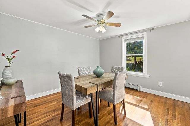 8 Rangeway, Lexington, MA 02420