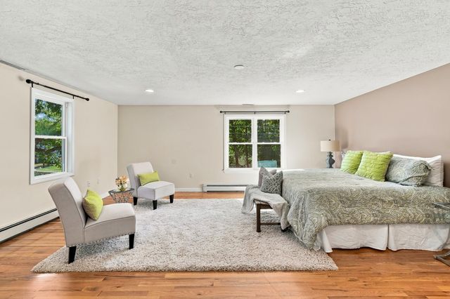 8 Rangeway, Lexington, MA 02420