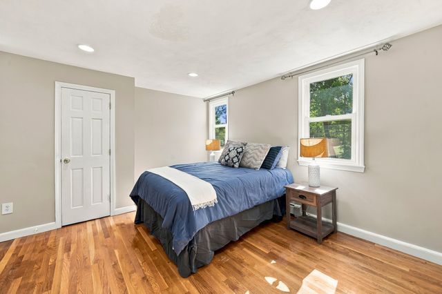 8 Rangeway, Lexington, MA 02420