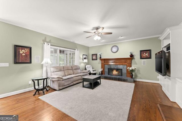 1202 Chadwick Lake Drive, Lawrenceville, GA 30043