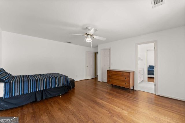 1202 Chadwick Lake Drive, Lawrenceville, GA 30043