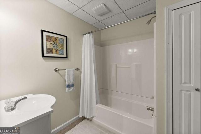 1202 Chadwick Lake Drive, Lawrenceville, GA 30043