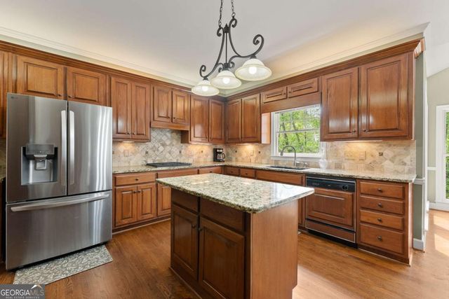 1202 Chadwick Lake Drive, Lawrenceville, GA 30043