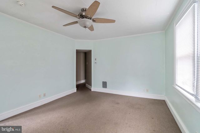 923 TOWNSHIP LINE RD, Elkins Park, PA 19027