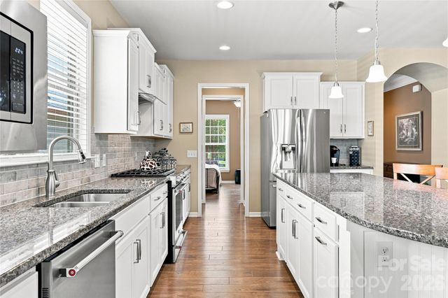 689 Birchway Drive, Fort Mill, SC 29715