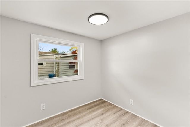 5 Marks Way, Carver, MA 02330