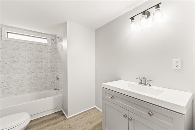 5 Marks Way, Carver, MA 02330