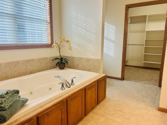 306 Lindsay Way, Cottage Grove, WI 53527