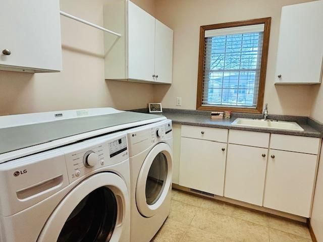 306 Lindsay Way, Cottage Grove, WI 53527