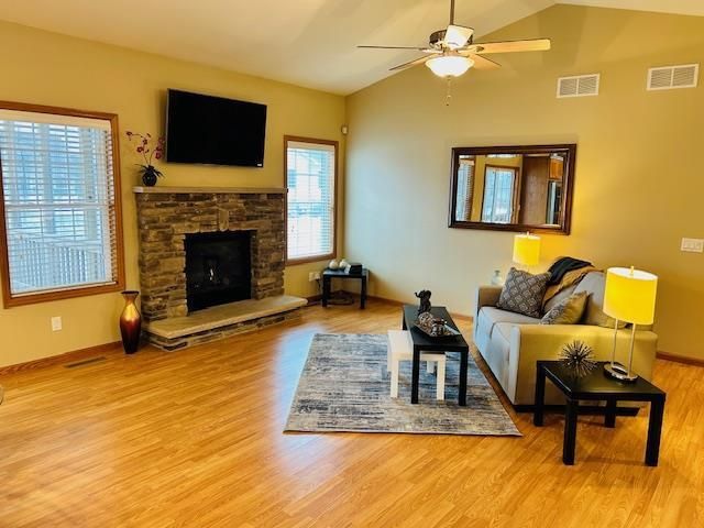 306 Lindsay Way, Cottage Grove, WI 53527