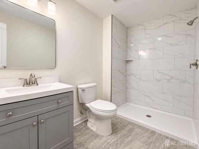 173 Jackson Avenue, Edison, NJ 08837