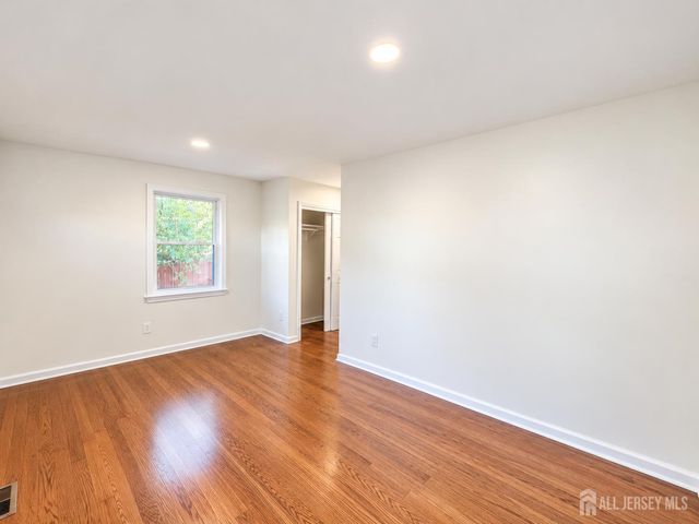 173 Jackson Avenue, Edison, NJ 08837