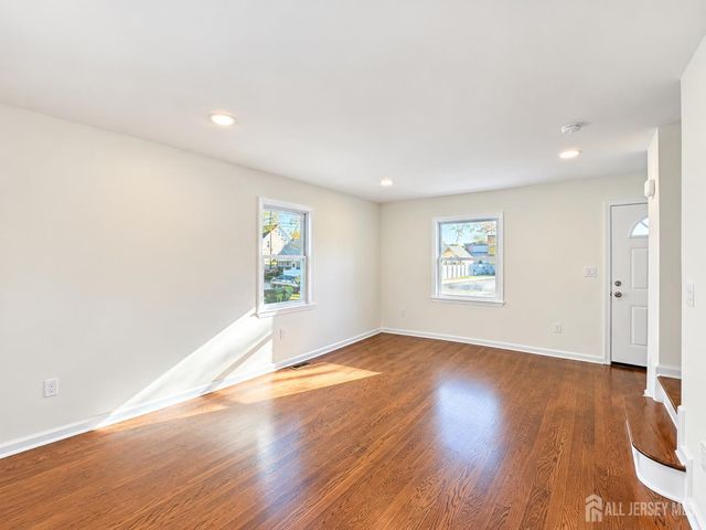 173 Jackson Avenue, Edison, NJ 08837