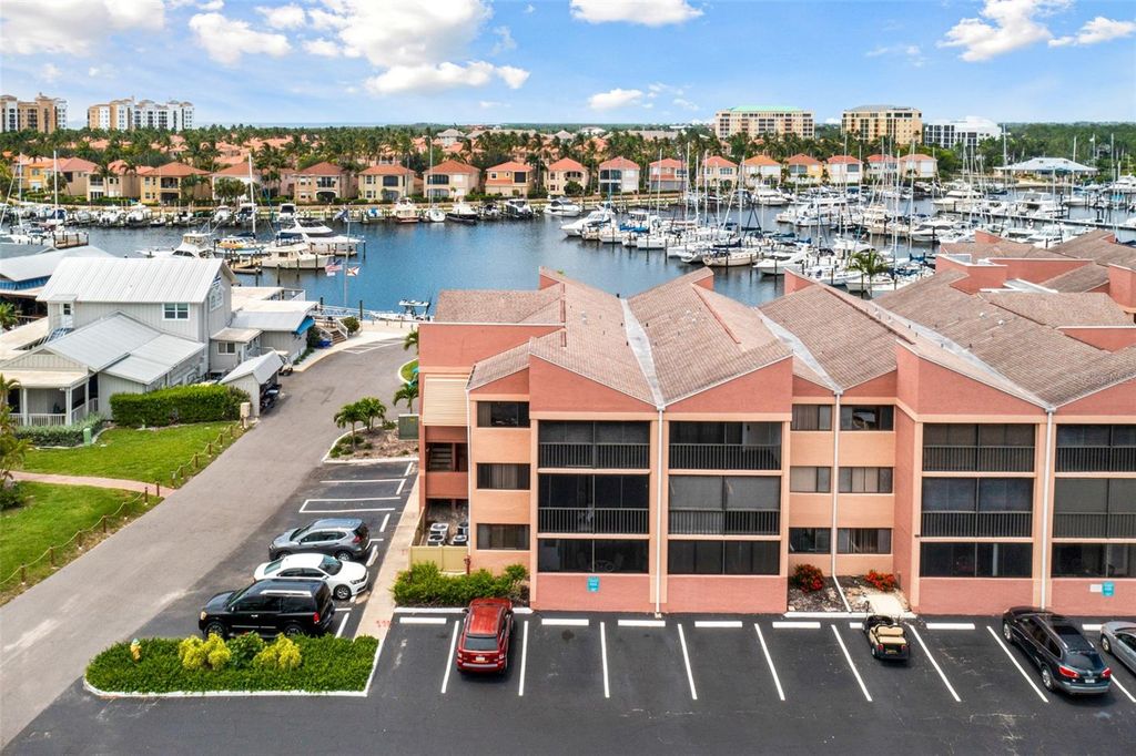 3170 MATECUMBE KEY ROAD 111, Punta Gorda, FL 33955