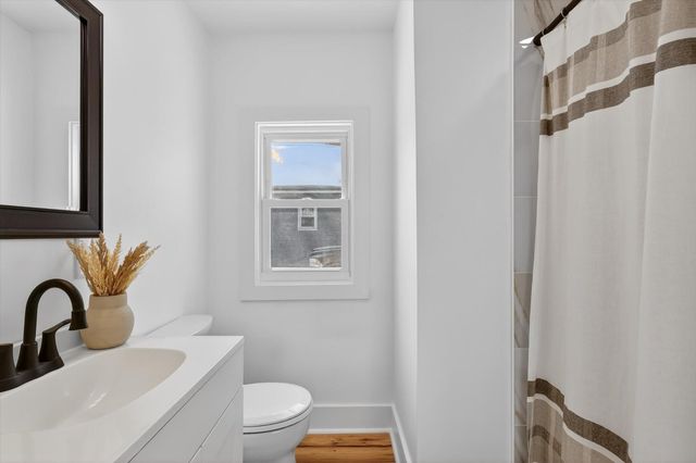 100 Dwight Avenue Se, City Of Grand Rapids, MI 49506