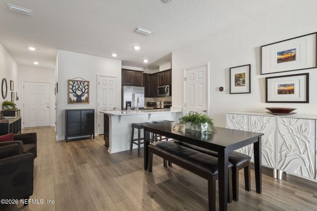 6211 RYEGRASS Street, Jacksonville, FL 32258