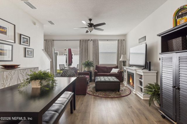 6211 RYEGRASS Street, Jacksonville, FL 32258