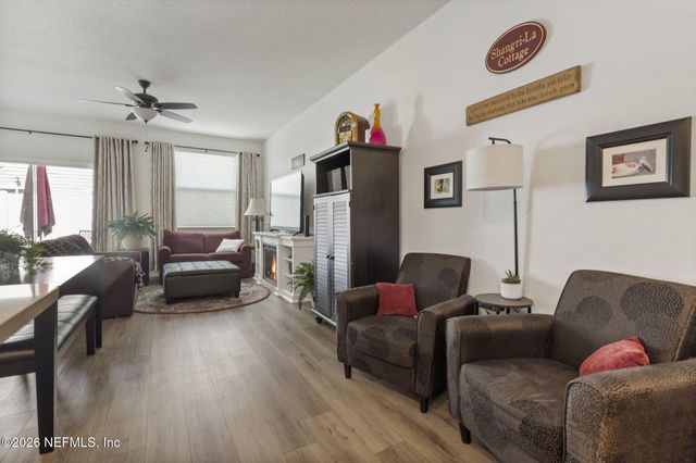 6211 RYEGRASS Street, Jacksonville, FL 32258