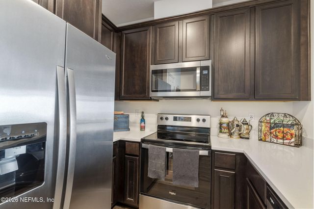 6211 RYEGRASS Street, Jacksonville, FL 32258