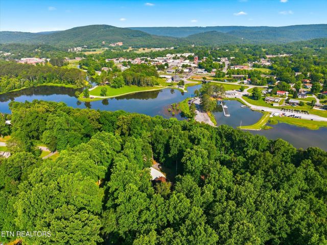 240 Scenic Drive, Dayton, TN 37321