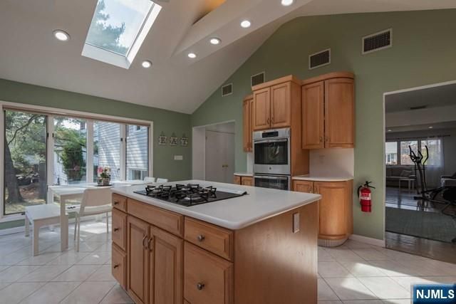 45 Kershner Place, Fair Lawn, NJ 07410