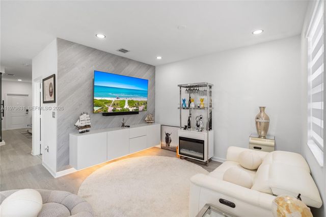 28500 SW 133rd Path, Homestead, FL 33033