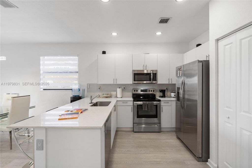 Image 16 of property listing at 28500 SW 133rd Path, Homestead, FL 33033