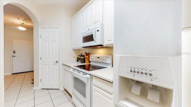 8304 PORTOFINO DRIVE 103, Davenport, FL 33896