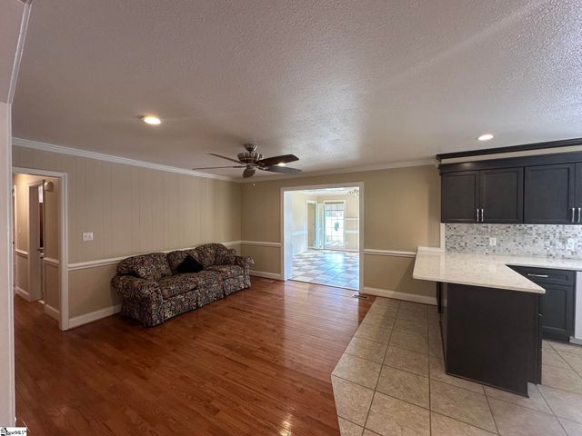 223 Blalock Road, Boiling Springs, SC 29316
