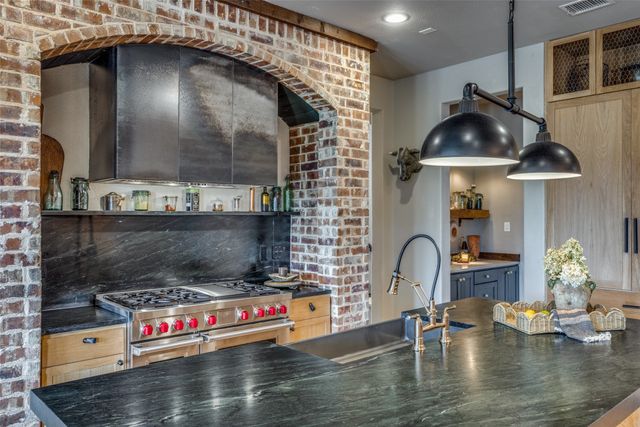6979 Morning Glen, Mckinney, TX 75071