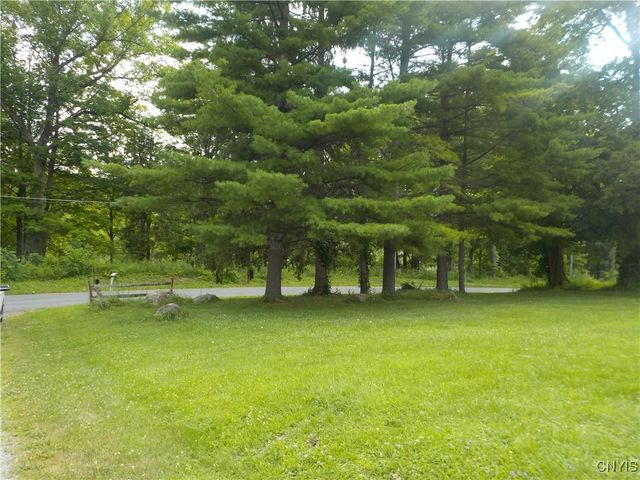 5617 Valley Drive, Elbridge, NY 13080