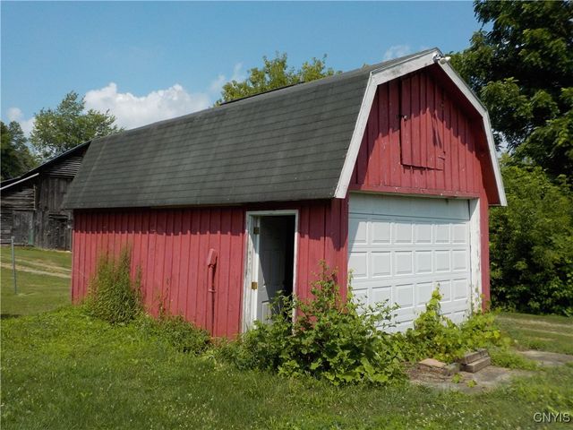 5617 Valley Drive, Elbridge, NY 13080