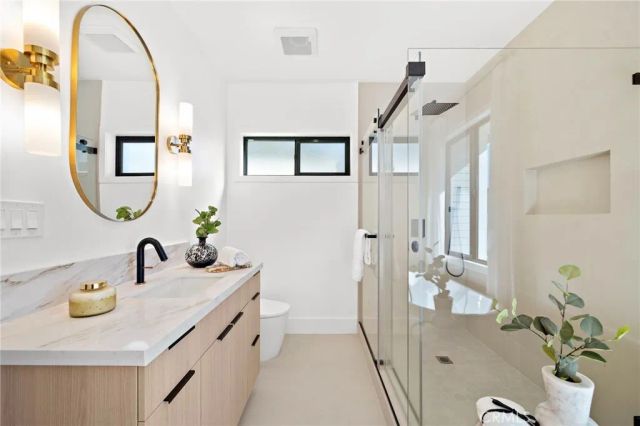 17372 Forbes, Huntington Beach, CA 92649