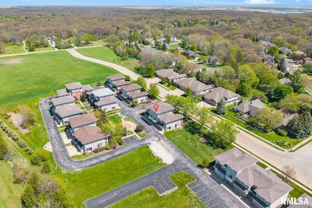 11217 N Oakwood Dr Unit 3, Peoria, IL 61615