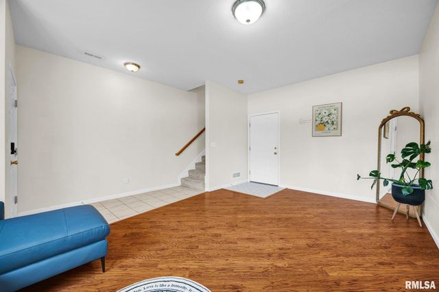 11217 N Oakwood Dr Unit 3, Peoria, IL 61615